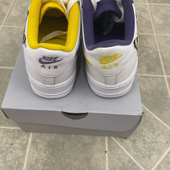 Custom Butterfly Nike Af1 - Picture 3 of 4